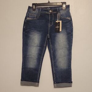 Classic Denim Cropped Jeans for Women